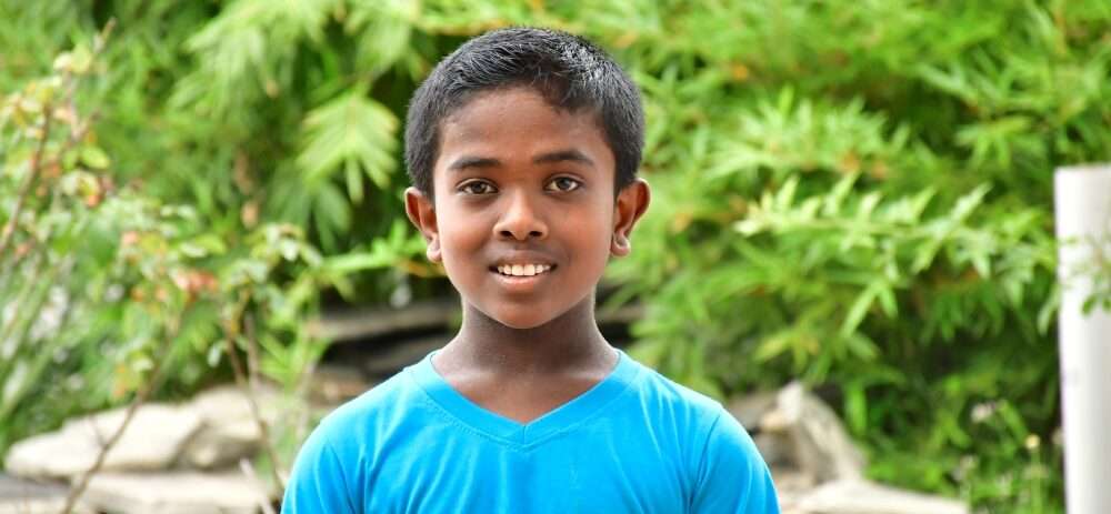 Sponsorizează Thushan în Sri Lanka